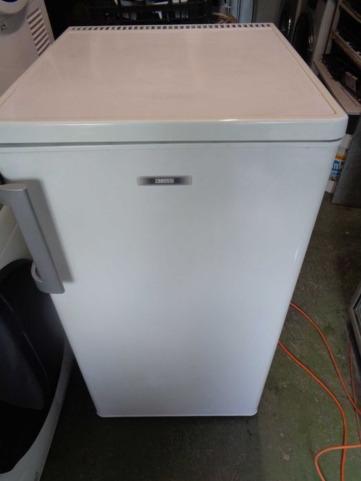frigider cu congelator Zanussi