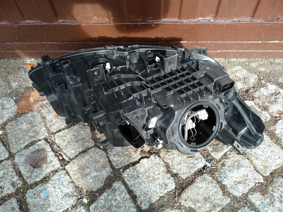 Bmw 3 GT F34 far bi xenon adaptiv led stanga dreapta faruri bi-xenon