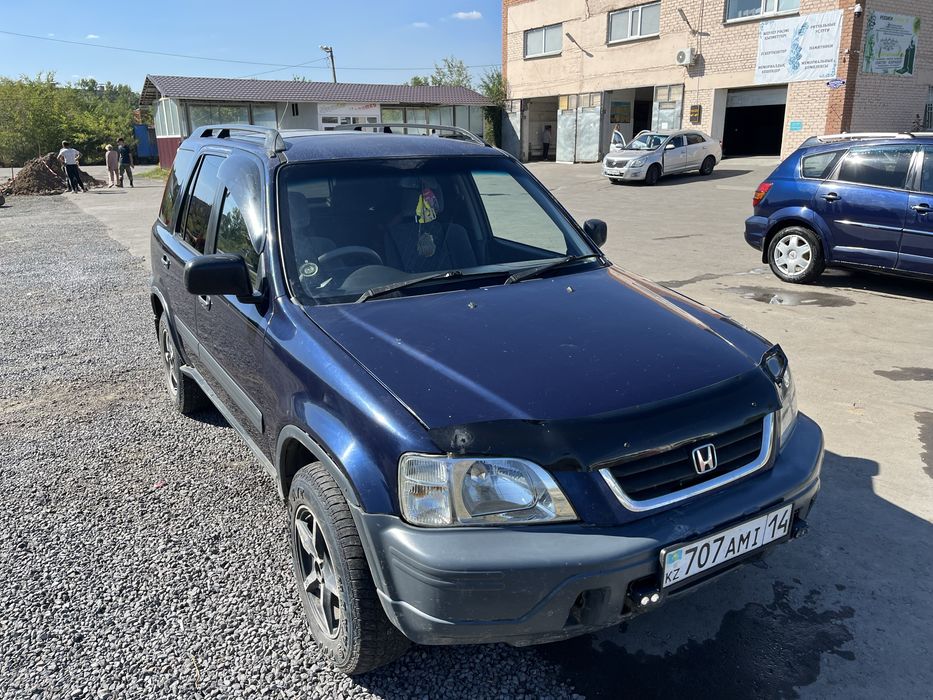 Продам отличный семейный автомобиль