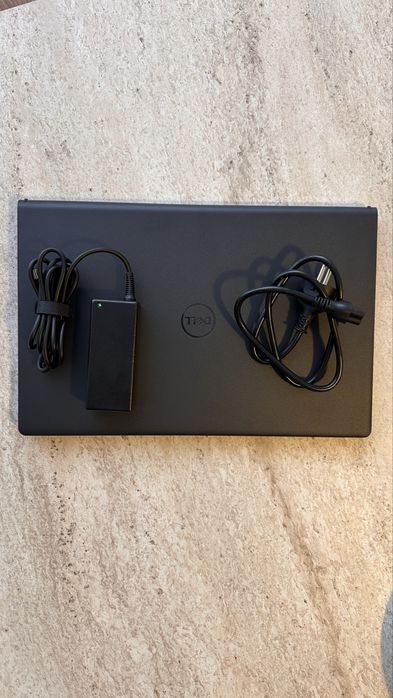 Vand Laptop Dell pro 15 Essential i7