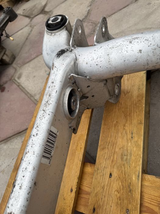 Балка на бмв е39