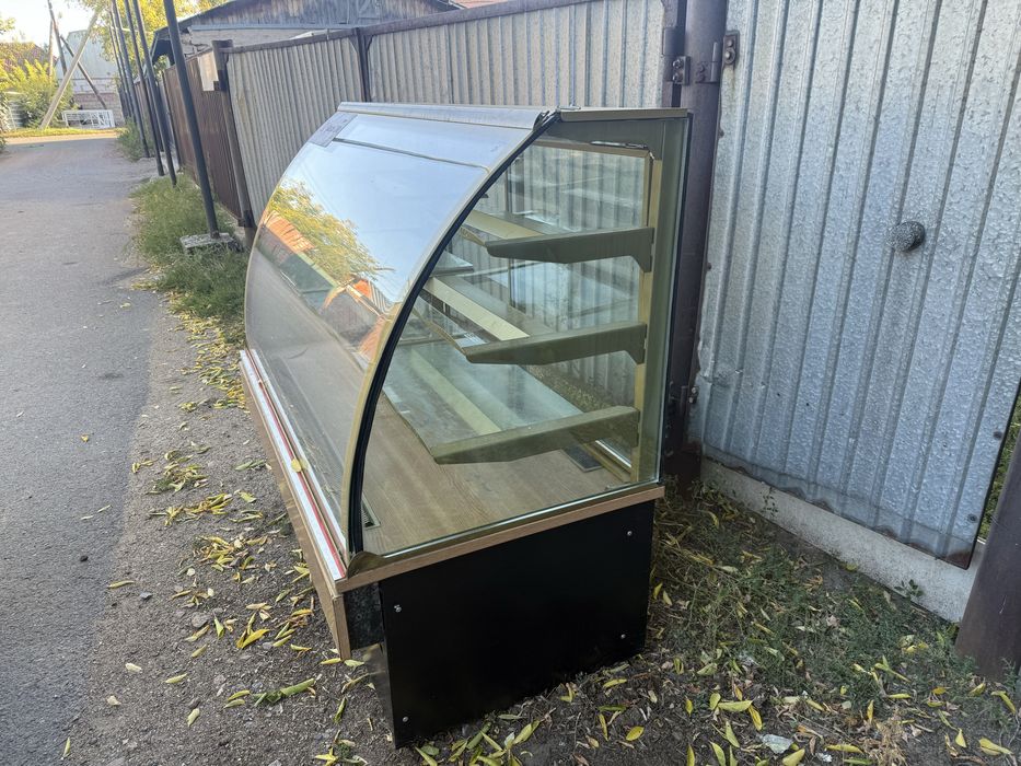 Продам холодильник