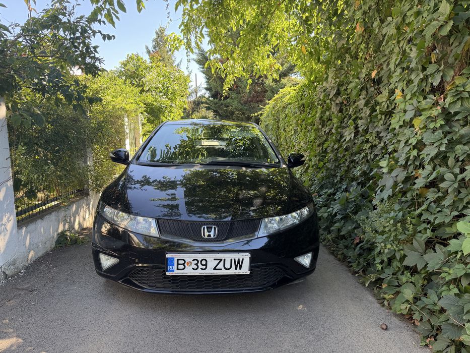 Honda Civic FK2 5 Usi hatchback 2012 77.000km