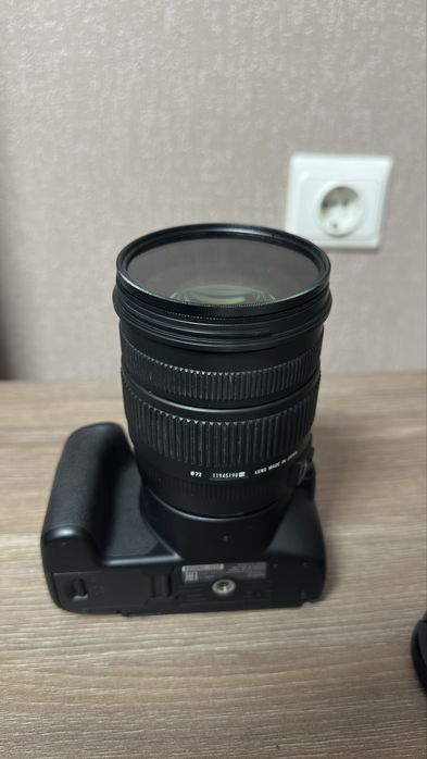 Canon EOS 250D + обектив Sigma 17-70mm 2.8-4