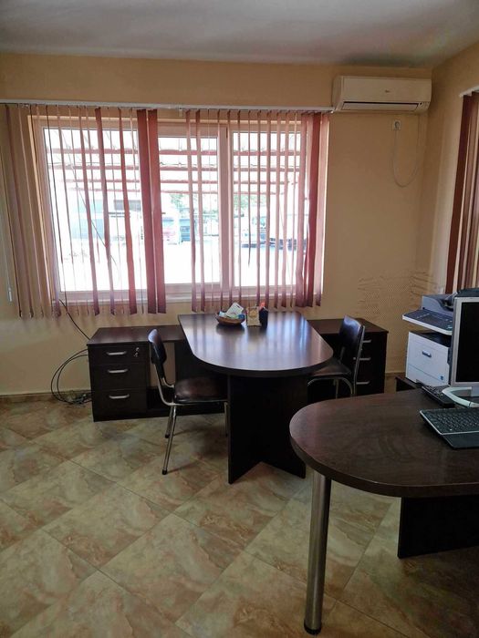 Продава се Заведение в Плевен, Индустриална зона - Запад - 424 кв.м за 944 €/кв.м - Снимка #17