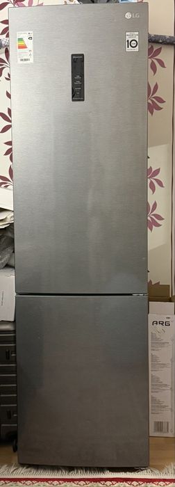 Холодильник Samsung