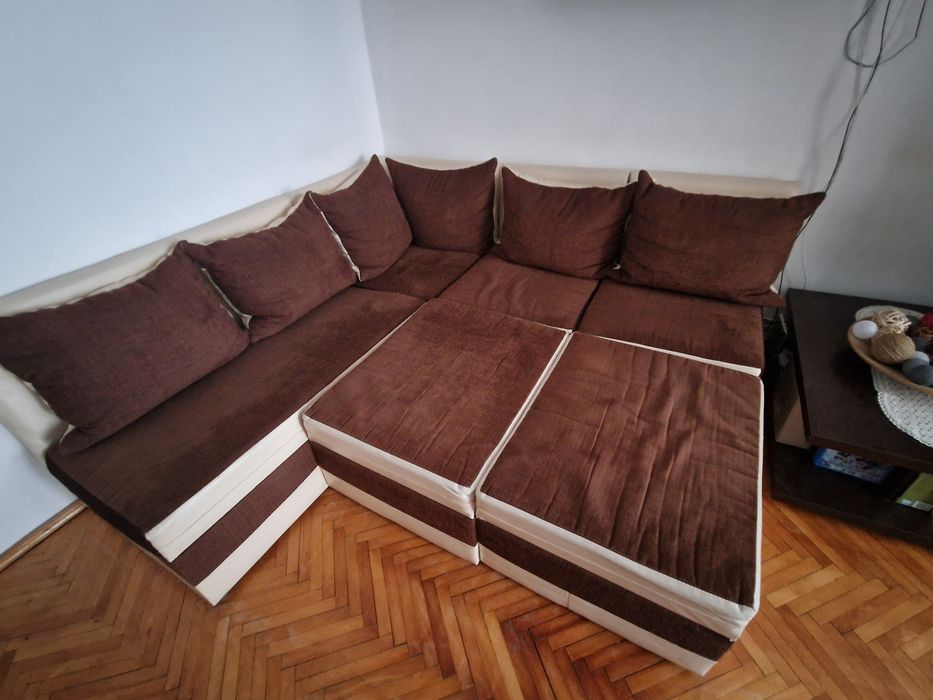 Canapea modulară