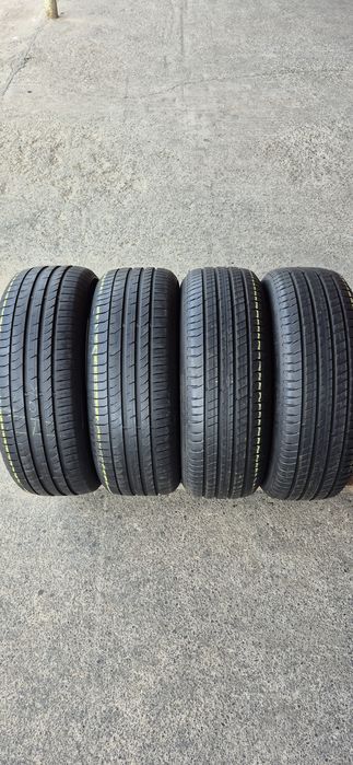 4 anvelope vara 235/60/17,doua Nexen,doua Michelin.Pretul este pe bucata.