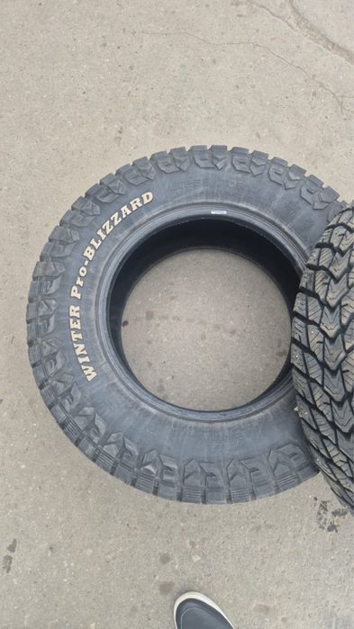 Продам 4  зимних колеса