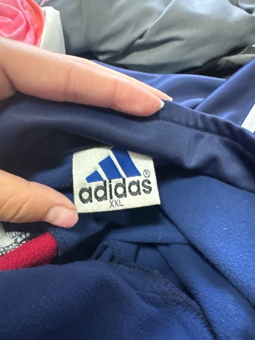 Продам оригинал адидас