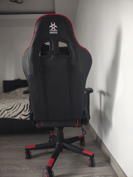 Scaun gaming Myria ca nou
