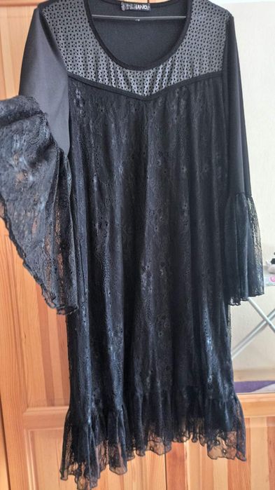 Рокля, чисто нова