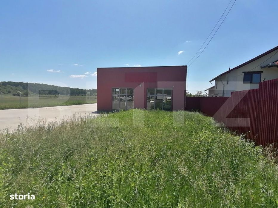 Spatiu comercial cu teren generos de 2.500 mp, la intrarea in Dragomir