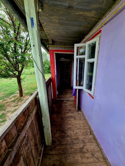Casă bătrânescă de vanzare