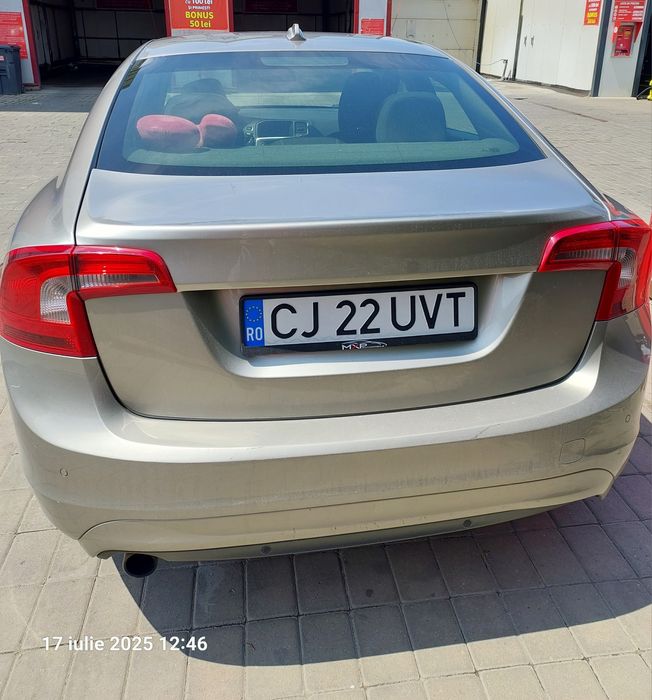 VOLVO S60 2014 — imagine 4