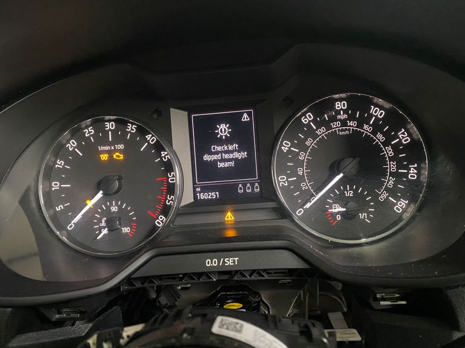 Ceasuri bord uk skoda octavia 3