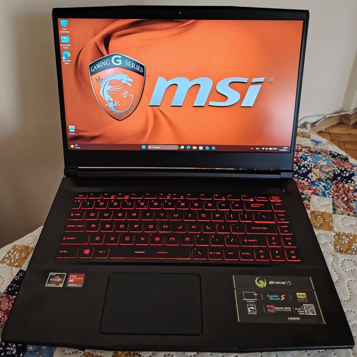 Много бърз геймърски лаптоп MSI Bravo 15, Ryzen 5, RAM 16 GB SSD 512 GB
