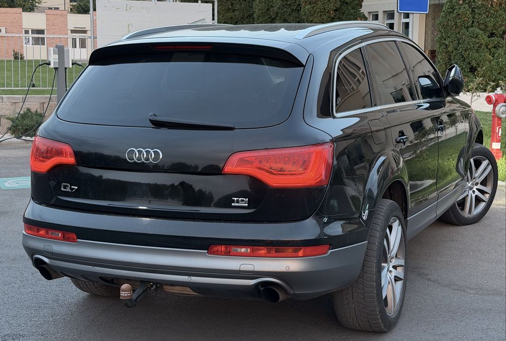 AUDI Q7 2012 — imagine 3