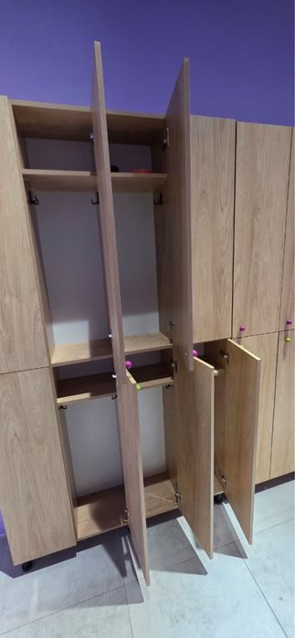 Шкафчики в раздевалку и ресепшен