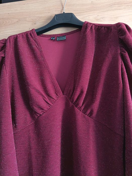 Body elegant mărimea 44-46. Este nou, nu a fost purtat niciodată.