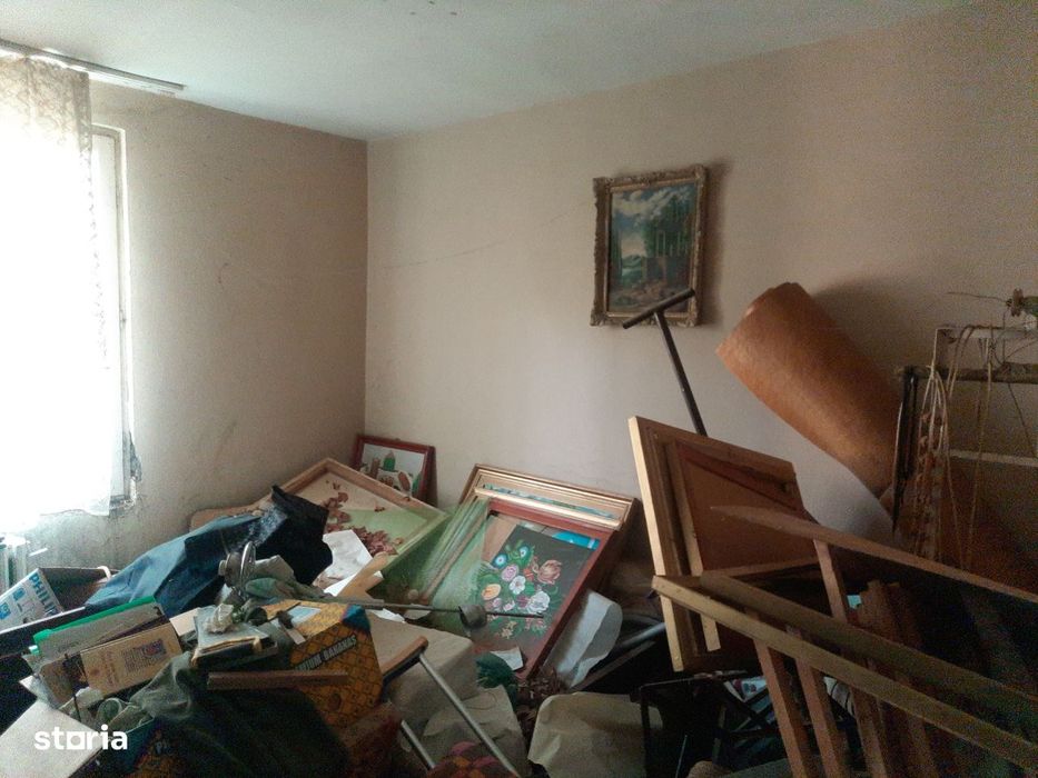 Vand apartament 2 camere Et.2 Carpati 1 - Satu Mare