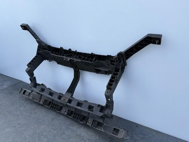 Trager cu defect Nissan NV300