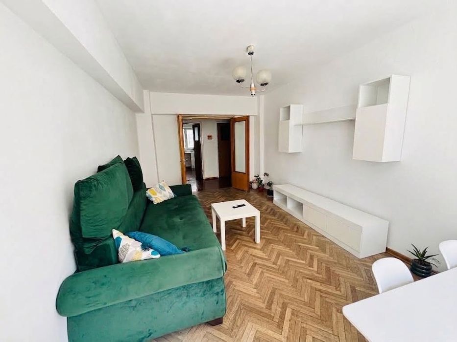 Inchiriere apartament 3 camere