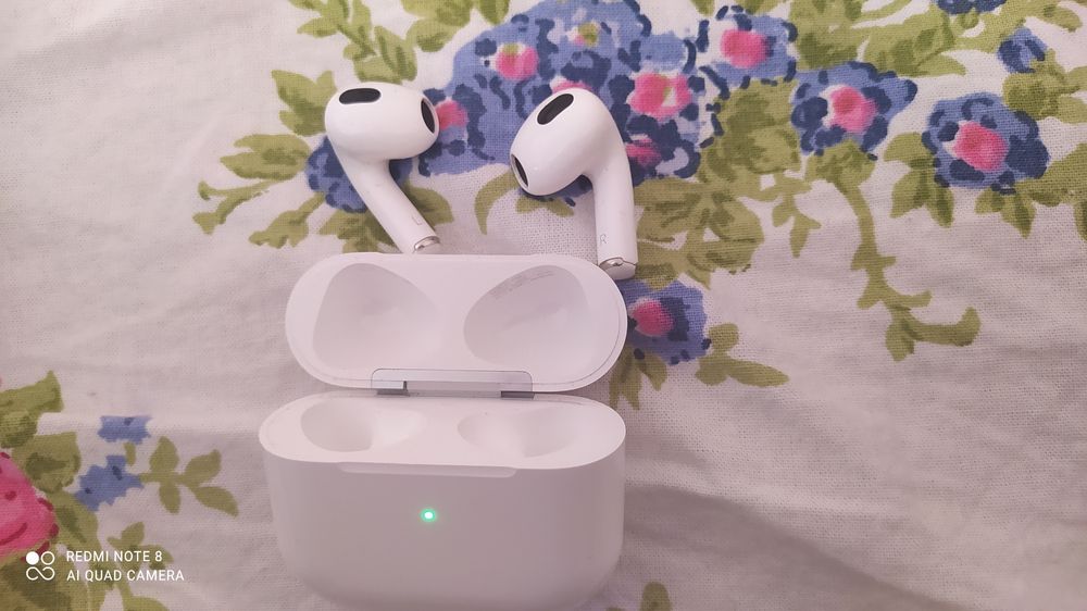 Беспроводные наушники