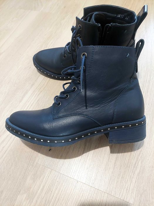 Боти естествена кожа