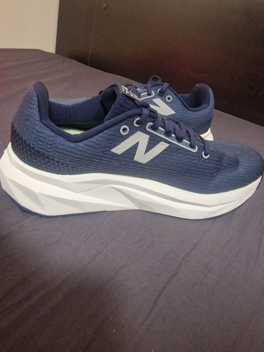 New Balance Propell
