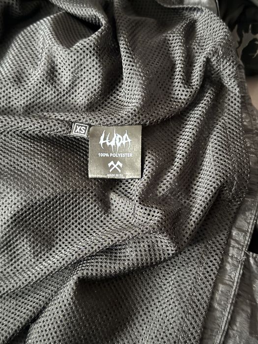 Ветровка на Luda