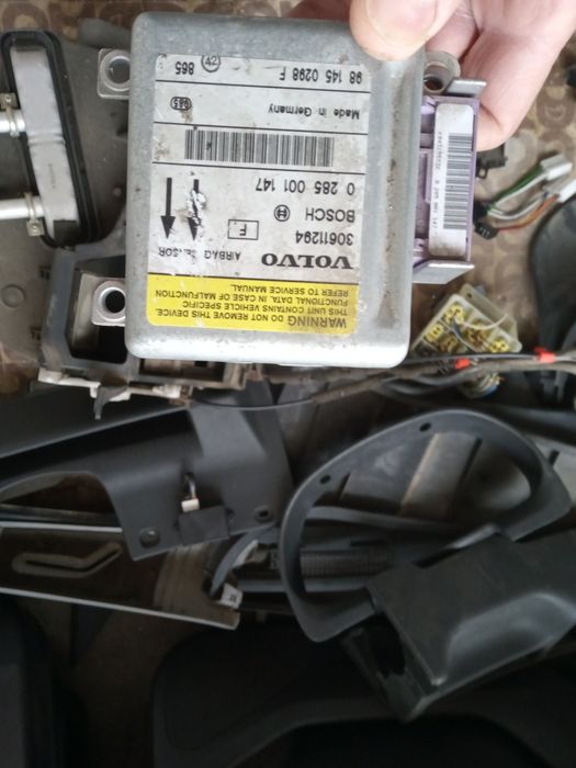 Части за Волво V40. Цена по договаряне