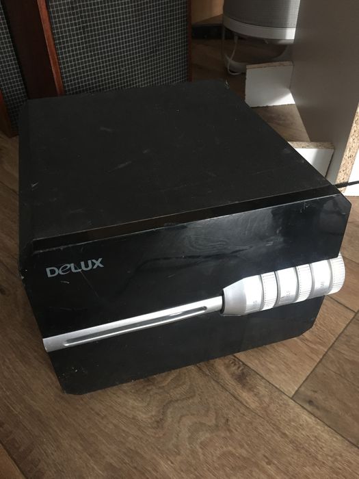 Сабвуфер Delux на восстановление