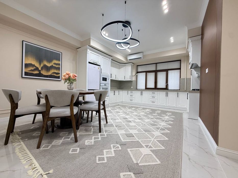 Продается евро квартира МАХТУМКУЛИ улица