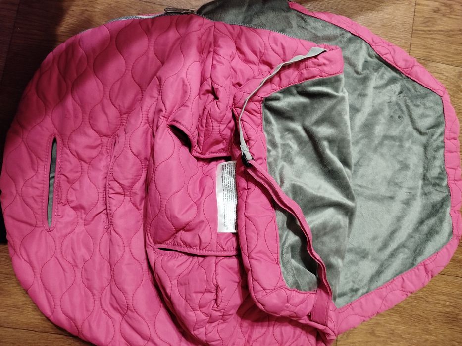 Утеплённый чехол в коляску