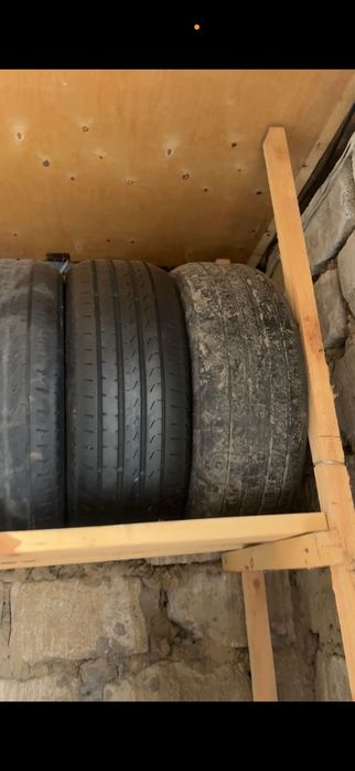 Продам резину от Лады Весты