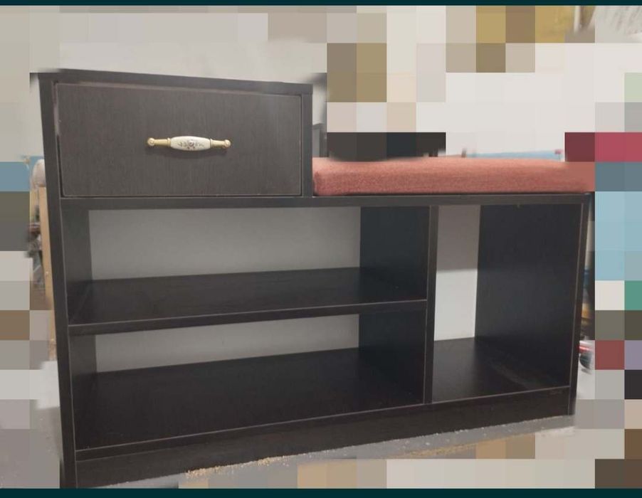 Продаются полки для обуви .с сидушкой