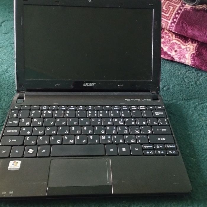 Aspire One mini netbook