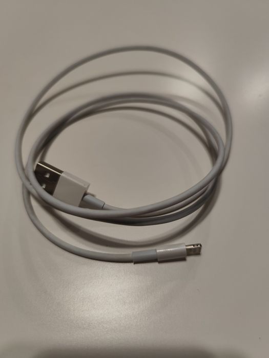 Мобилен телефон iPhone 6S