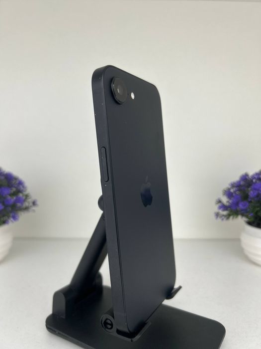 iPhone 16e 128gb
