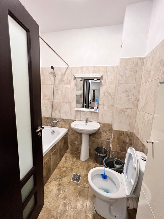 Garsonieră tip Studio Militari Residence acces loc de parcare