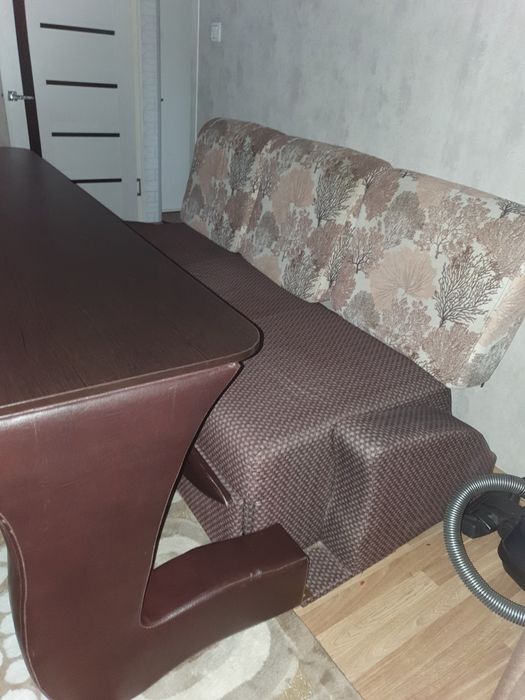 Диван и 2 кресла