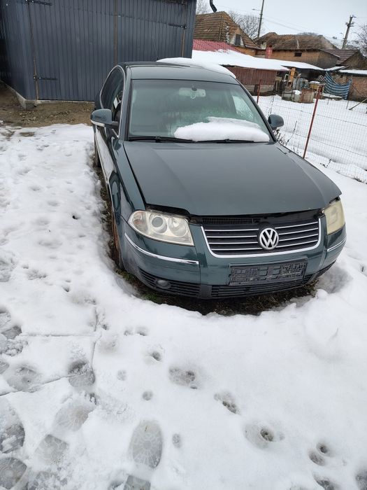 Dezmembrez passat b 5.5 2.5 v6