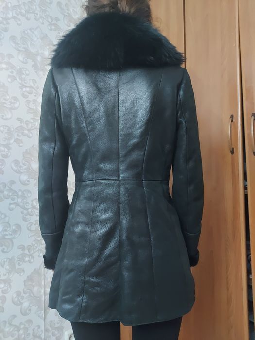 Продам зимнюю дубленку