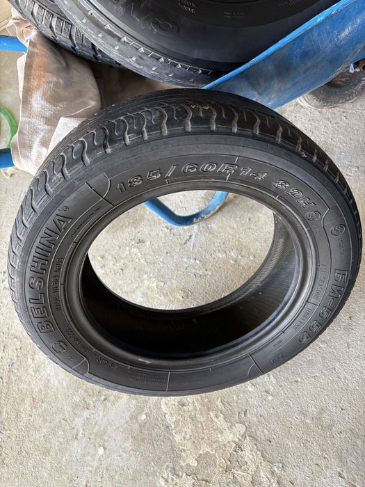 Қыстық дөңгелектер сатылады.