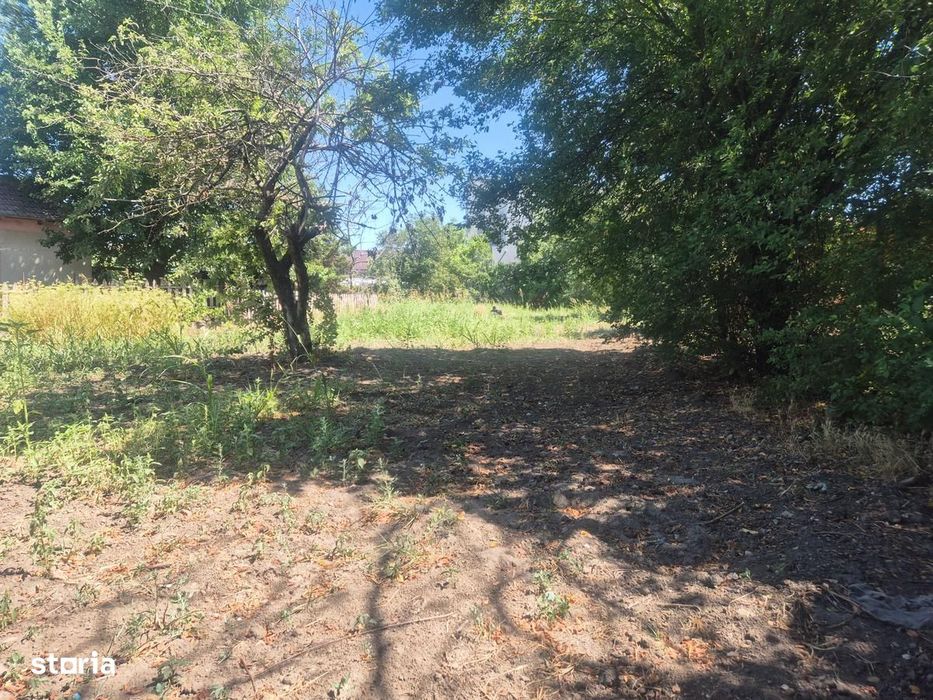 Teren Intravilan 1400 mp - 23 August Centru