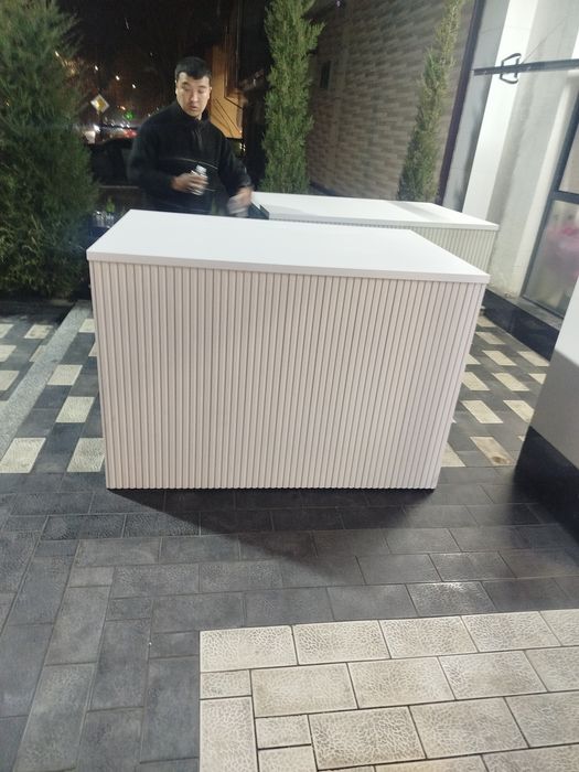 Lift mebel. Gullar uchun poʻdstavka