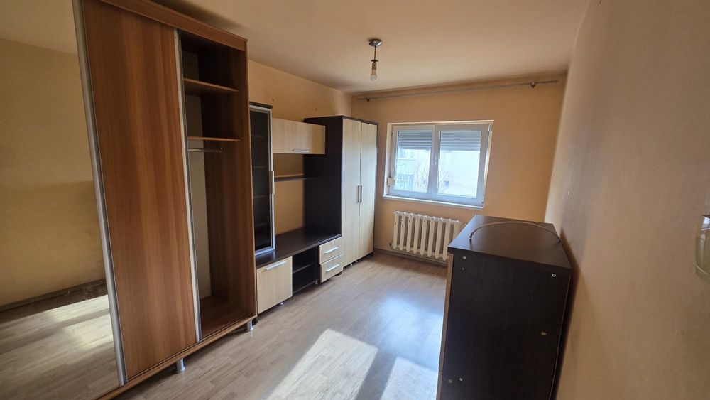 De vanzare Apartament 2 camere decomandat