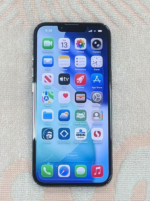 iPhone 13 про 128 Гб перфектен