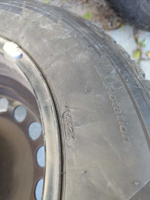 2бр. Зимни гуми 215/65/17 HANKOOK WINTER ICEPT EVO3X W330A